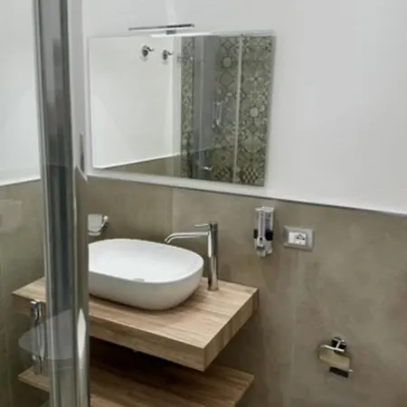 Apartment Center *
